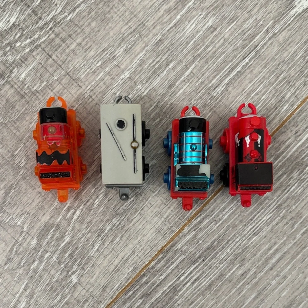 Lot of Thomas Minis